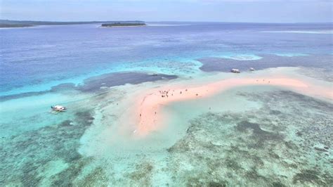 A Guide to Island Hopping in Balabac, Palawan .